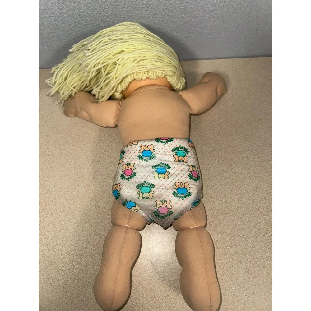 Vintage 1978-1982 Cabbage Patch Kids‎ Doll Blonde Yarn Hair Blue Eyes Diaper